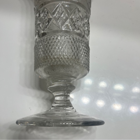 Duncan and Miller Sandwich Clear Glass Vase - Picture 10 of 12